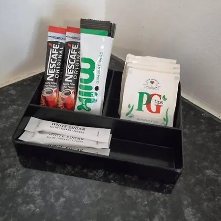 Centre 6 With Kitchenette, Free Wifi And Smart Tv By Yoko Middlesbrough